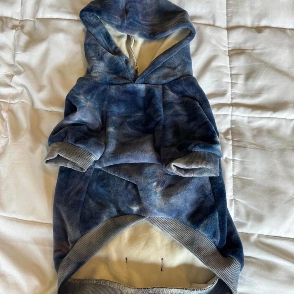 Spark Paws blue tie-dye hoodie for dogs Size XL 25-40lb